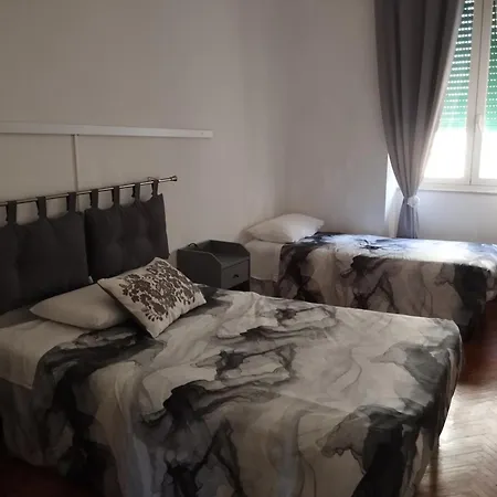 Guest house La Lanterna Di Angelo Rent And Free Parking On The Street Front