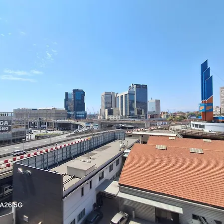 Gasthuis La Lanterna Di Angelo Rent And Free Parking On The Street Front Genua