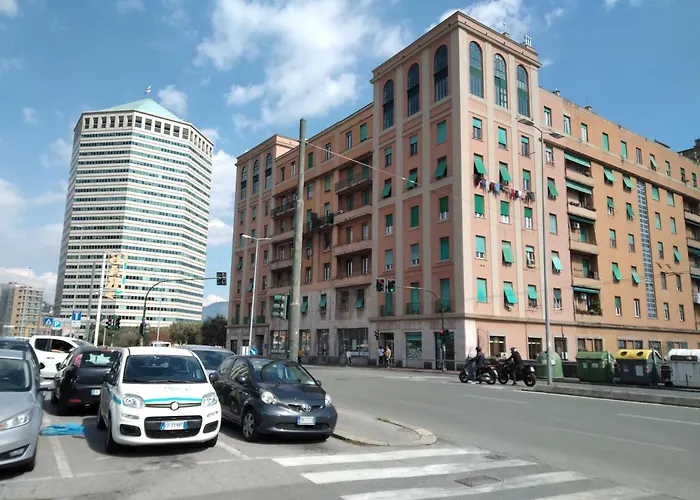 La Lanterna Di Angelo Rent And Free Parking On The Street Front Pensión 3*